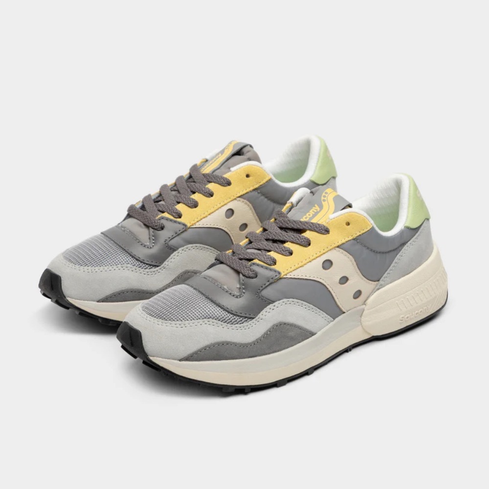 Saucony
Jazz Nxt panelled sneakers
